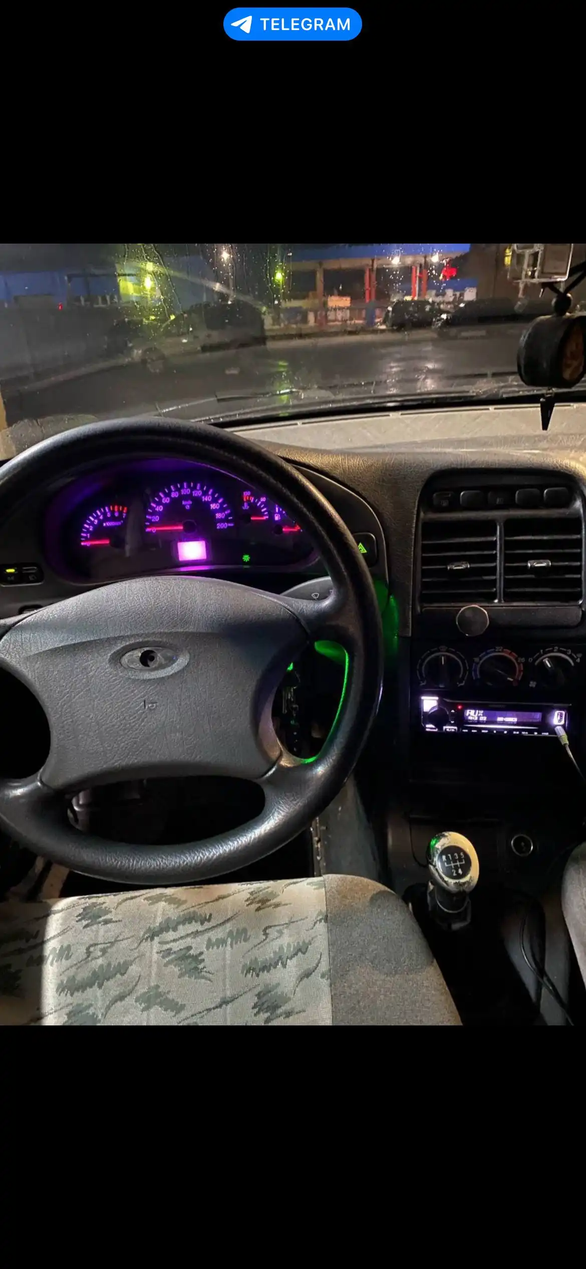 Продается ВАЗ 2112 2006 года в цвете Золото инков