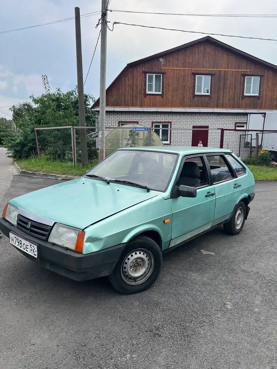 ВАЗ 2109 инжектор, 97 тыс. км, цвет осока, с зимней резиной