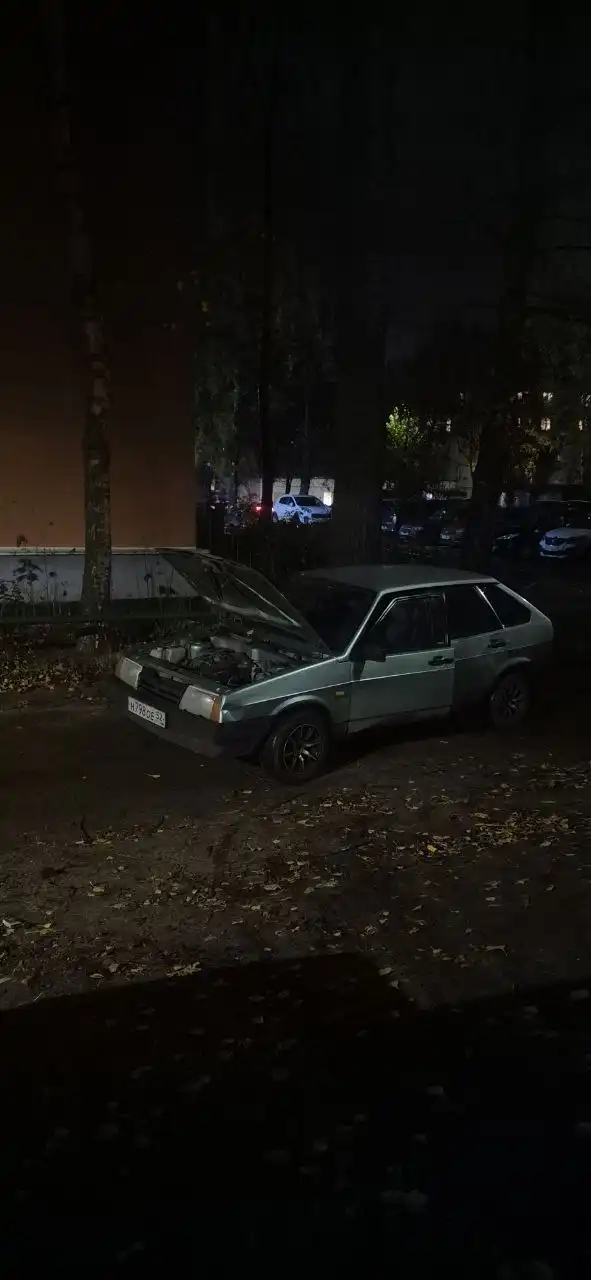 ВАЗ 2109 инжектор, 97 тыс. км, цвет осока, с зимней резиной