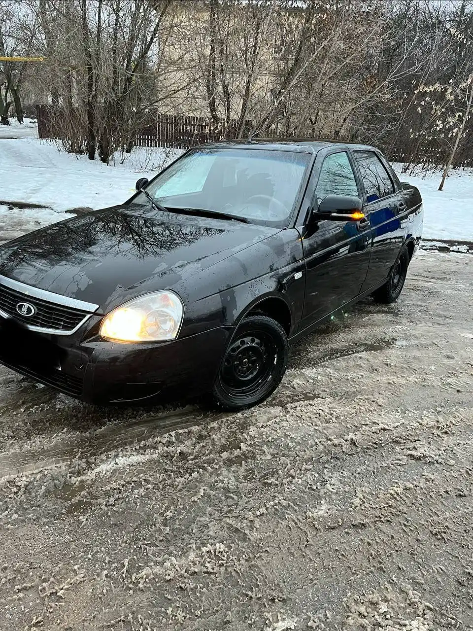 Продам автомобиль Lada Priora 2012 года