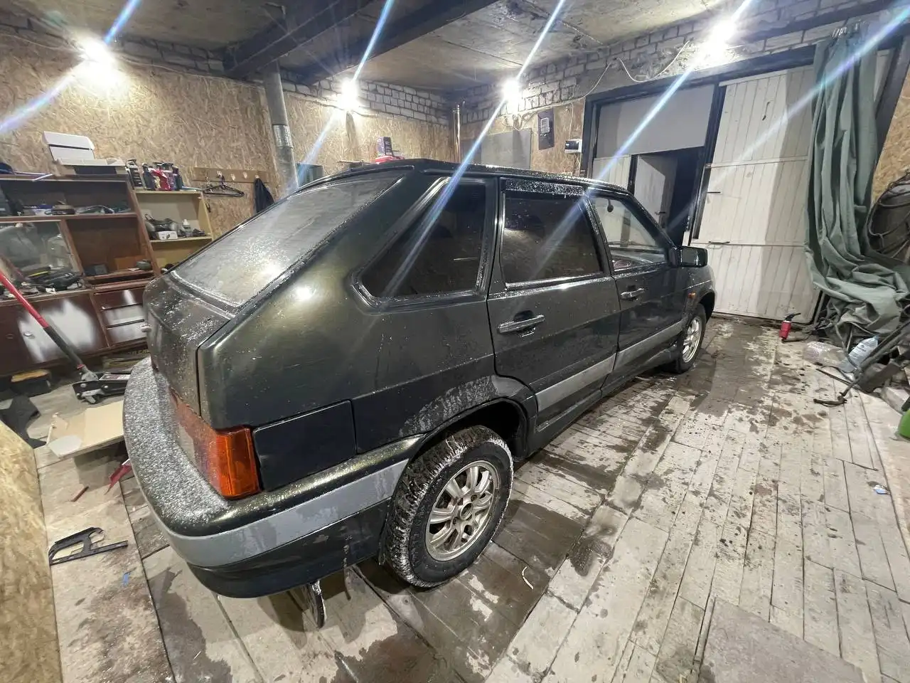 Продажа автомобиля 2006 года в хорошем состоянии