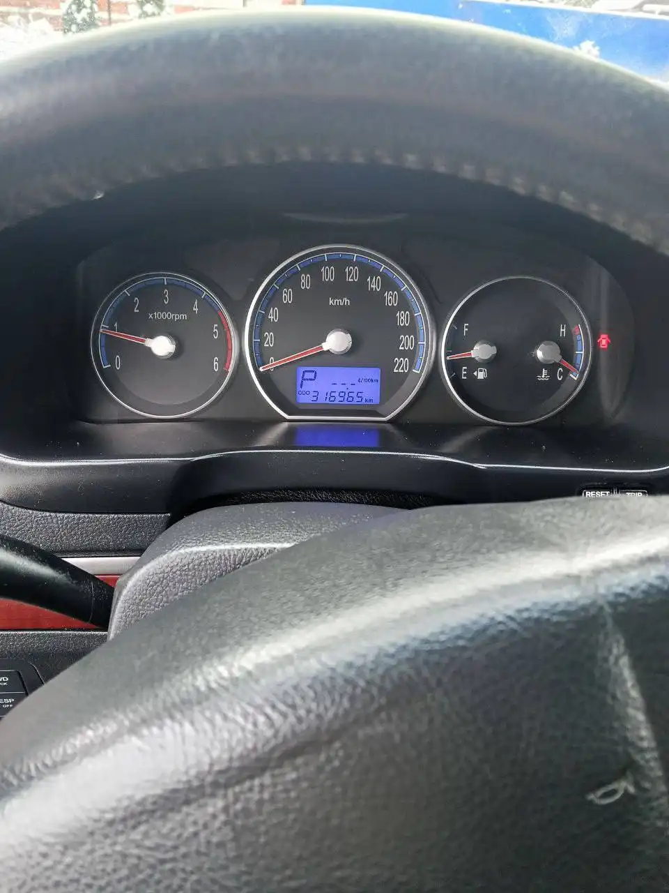 Продажа автомобиля Nissan с полным приводом, автомат, дизель, 2008 год