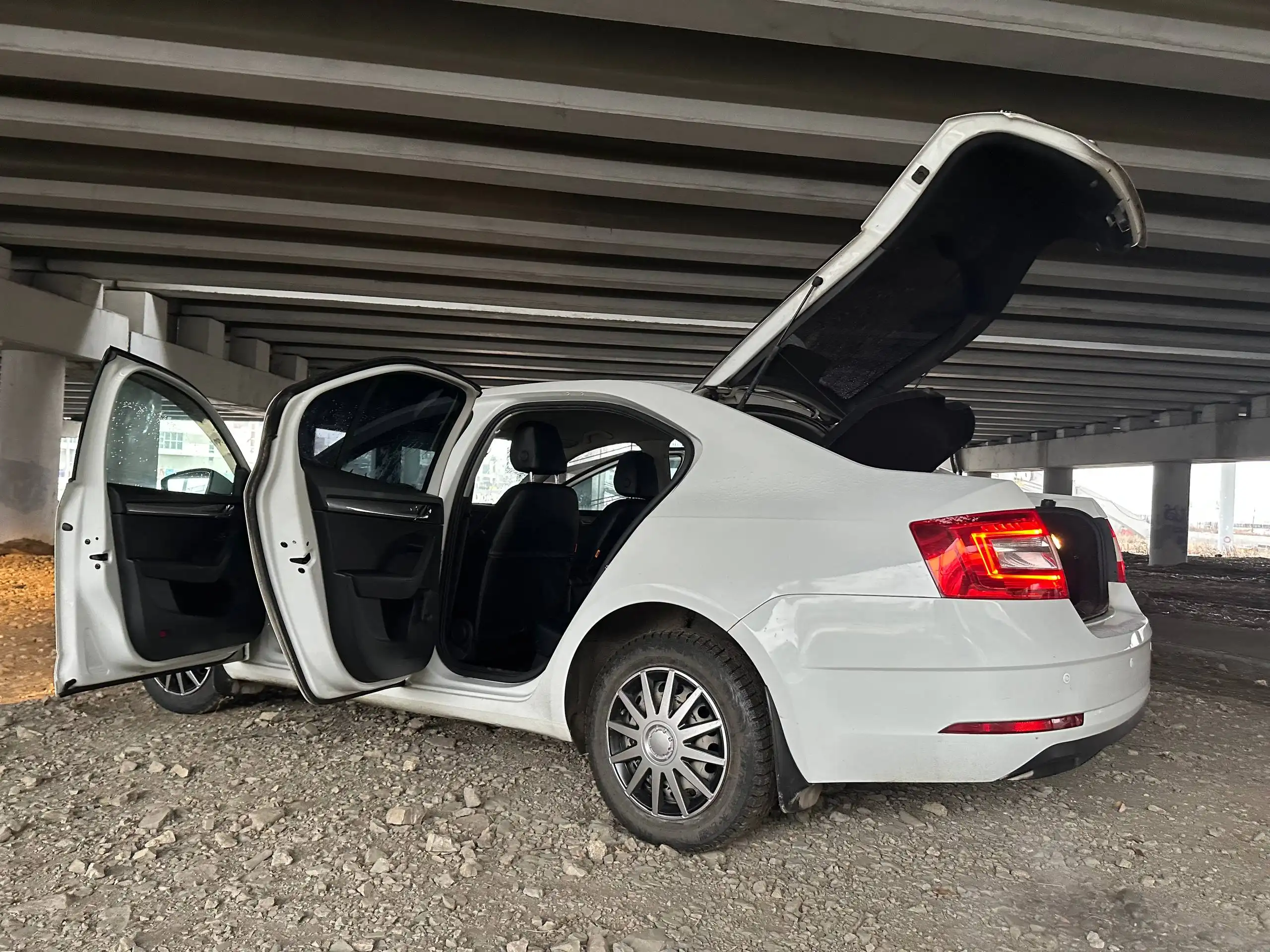 Skoda Octavia 1.6 л АКПП, пробег 186 тыс км, Челябинск - Легковые автомобили (Авто) в Челябинск