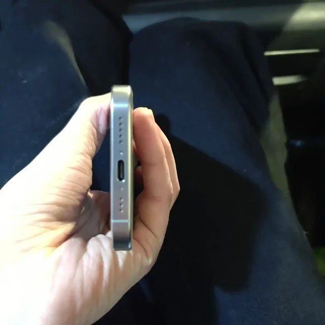 Продам iPhone 15 Pro 128 ГБ в идеальном состоянии - Смартфоны в Нижний Новгород