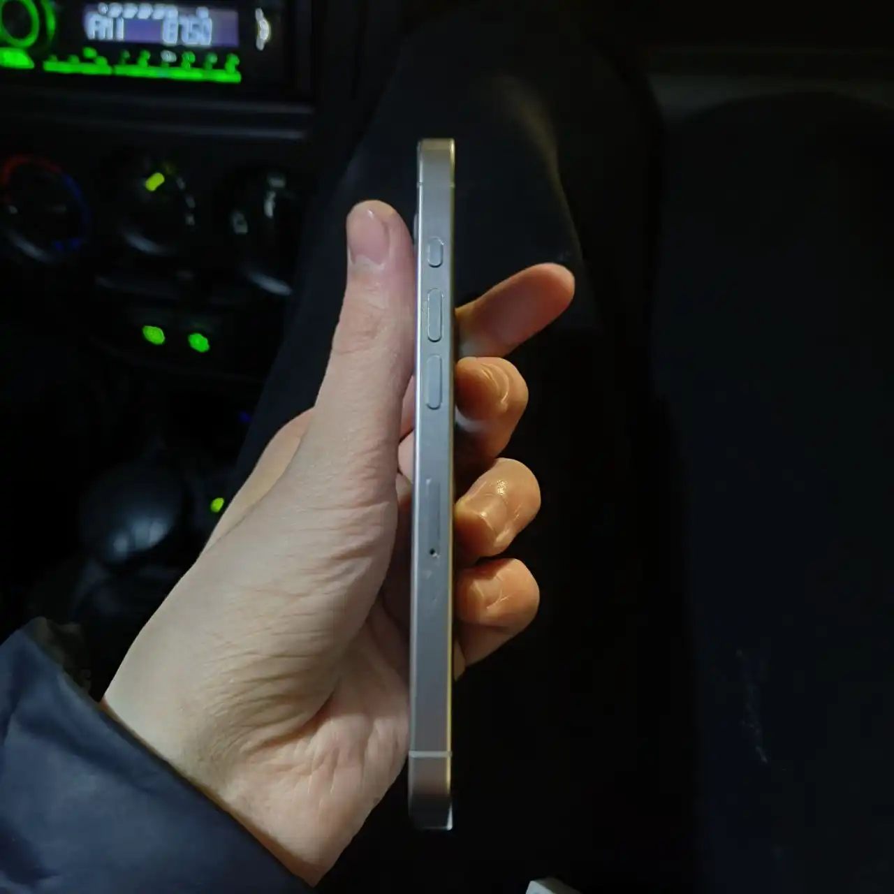 Продам iPhone 15 Pro 128 ГБ в идеальном состоянии - Смартфоны (Электроника) в Нижний Новгород