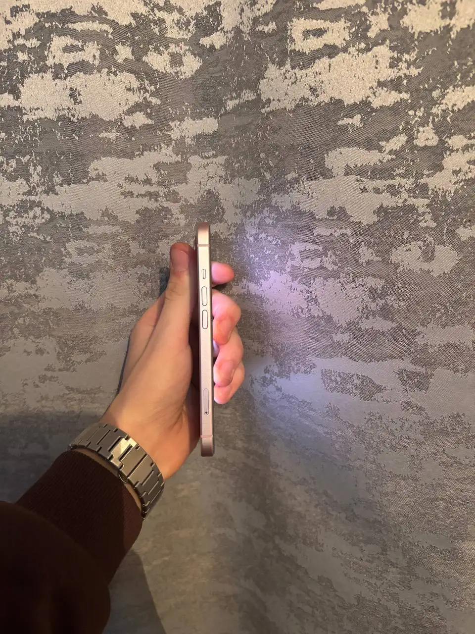 Обмен iPhone 16 Pro на автомобиль - Обмен (Авто) в Нижний Новгород