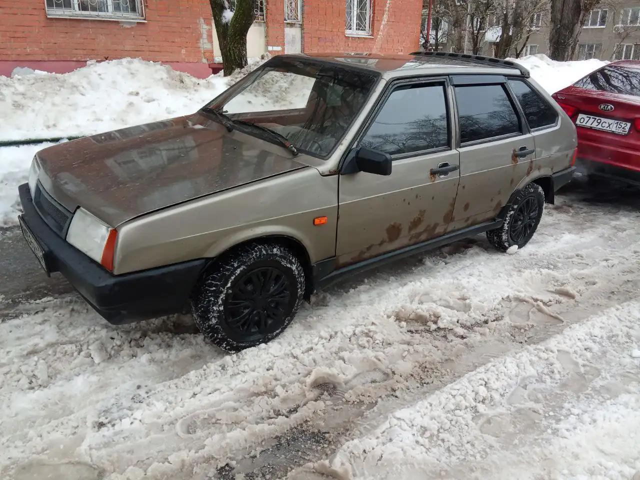 Продажа автомобиля 2001 года на ходу в Нижнем Новгороде - Авто в Нижний Новгород