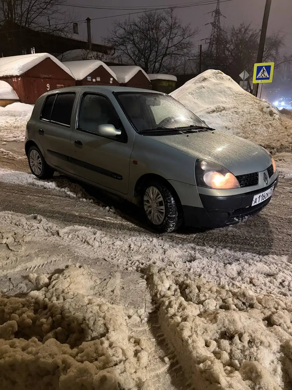 Renault Clio 2002 года с автоматом и кондиционером - Легковые автомобили (Авто) в Нижний Новгород