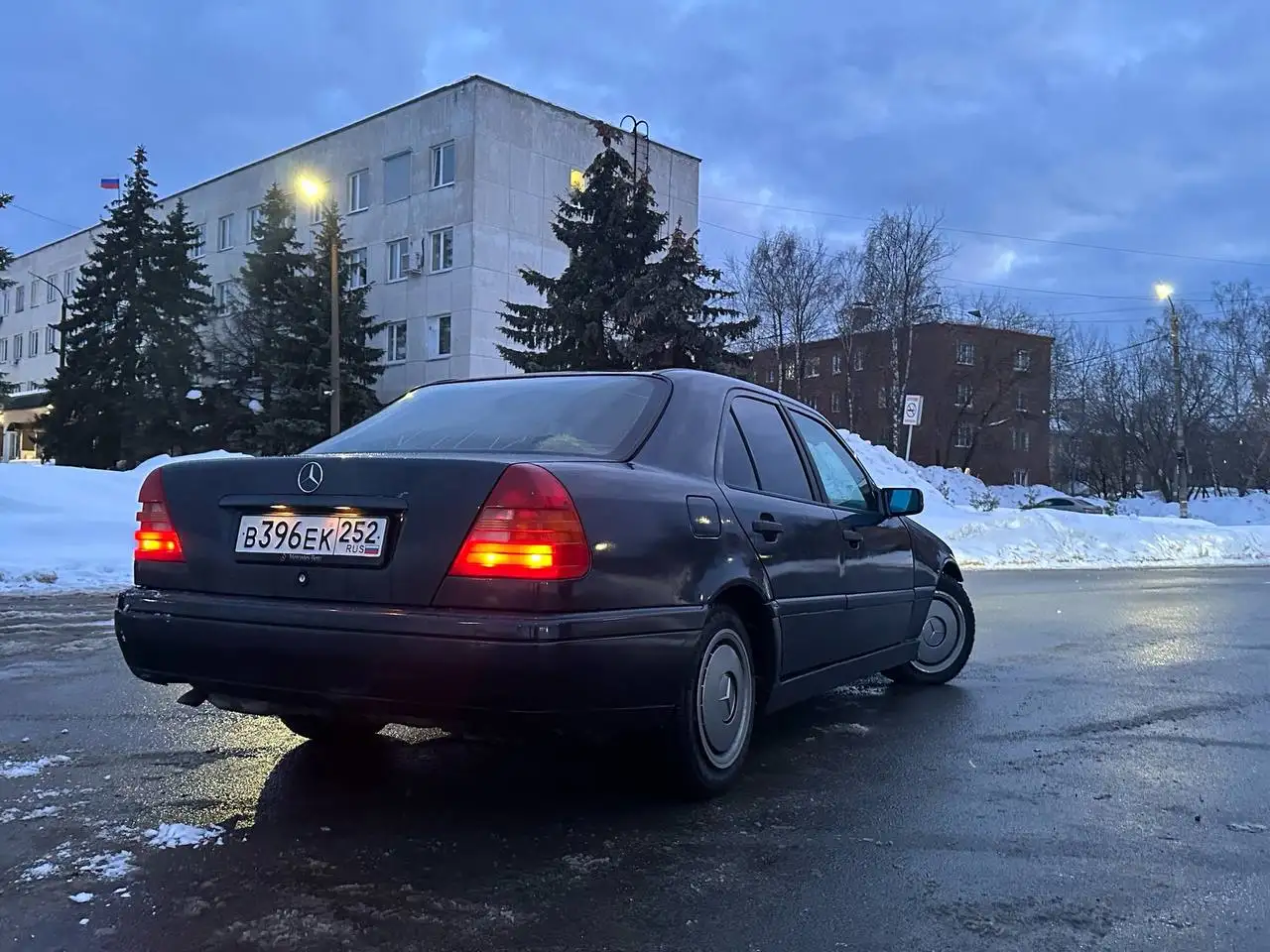 Mercedes W202 C180 автомат в хорошем состоянии - Легковые автомобили (Авто) в Нижний Новгород