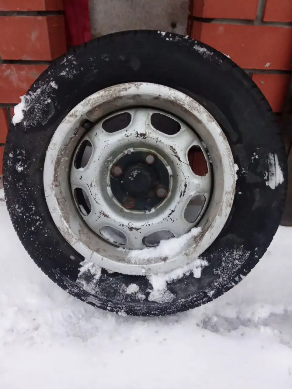 Продажа запаски колеса для авто - Запчасти (Авто) в Нижний Новгород