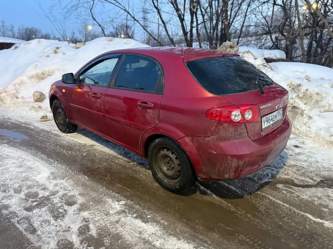Lada Largus 2011 года с двигателем 1.4 механика - Легковые автомобили (Авто) в Нижний Новгород
