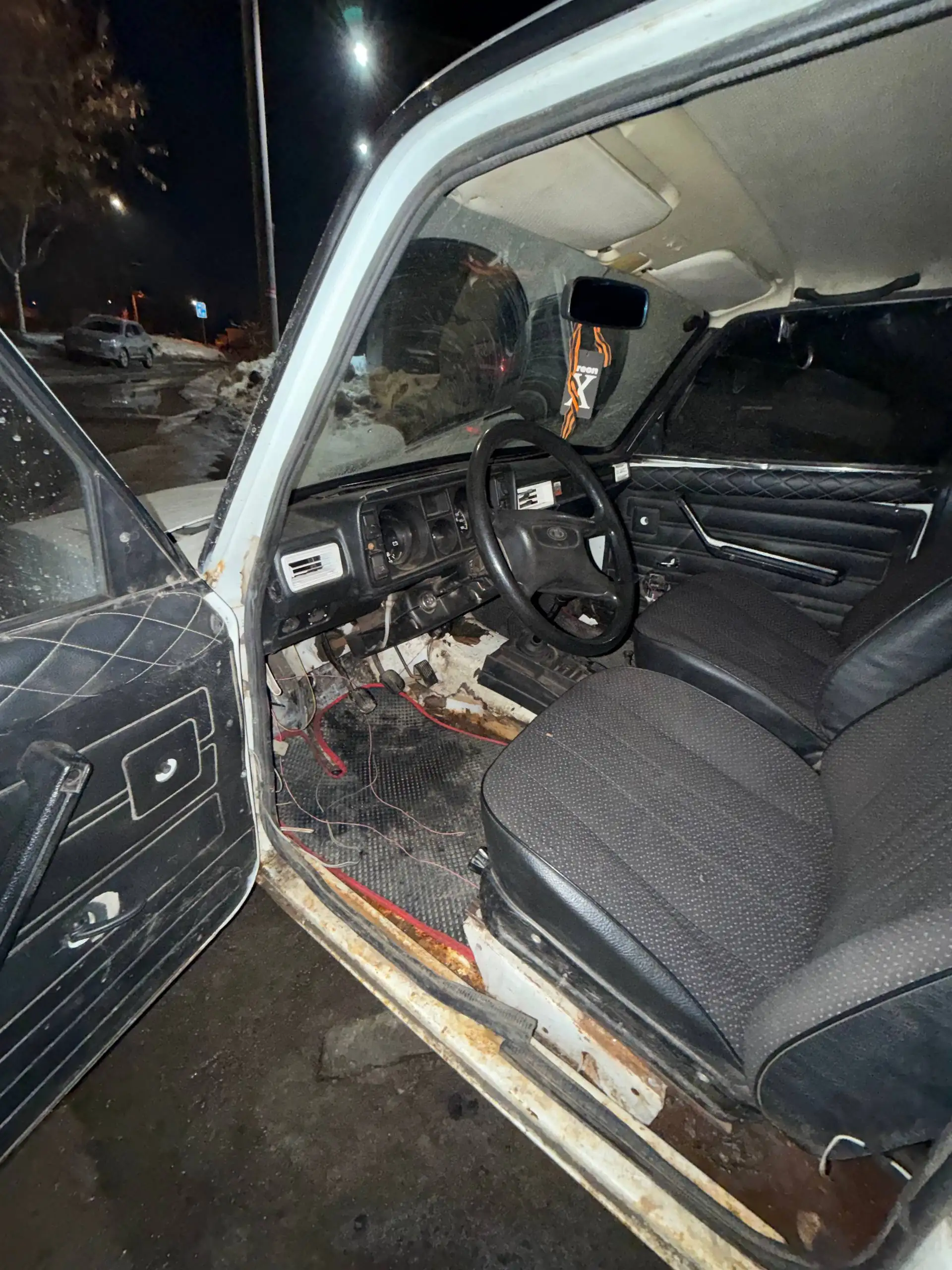 Продажа ВАЗ 2105 без дисков - Авто в Нижний Новгород