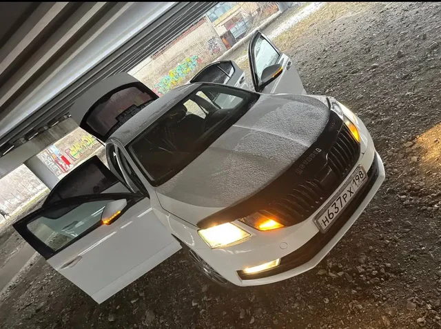 Skoda Octavia 2018 года - Автозапчасти для ВАЗ в Челябинск