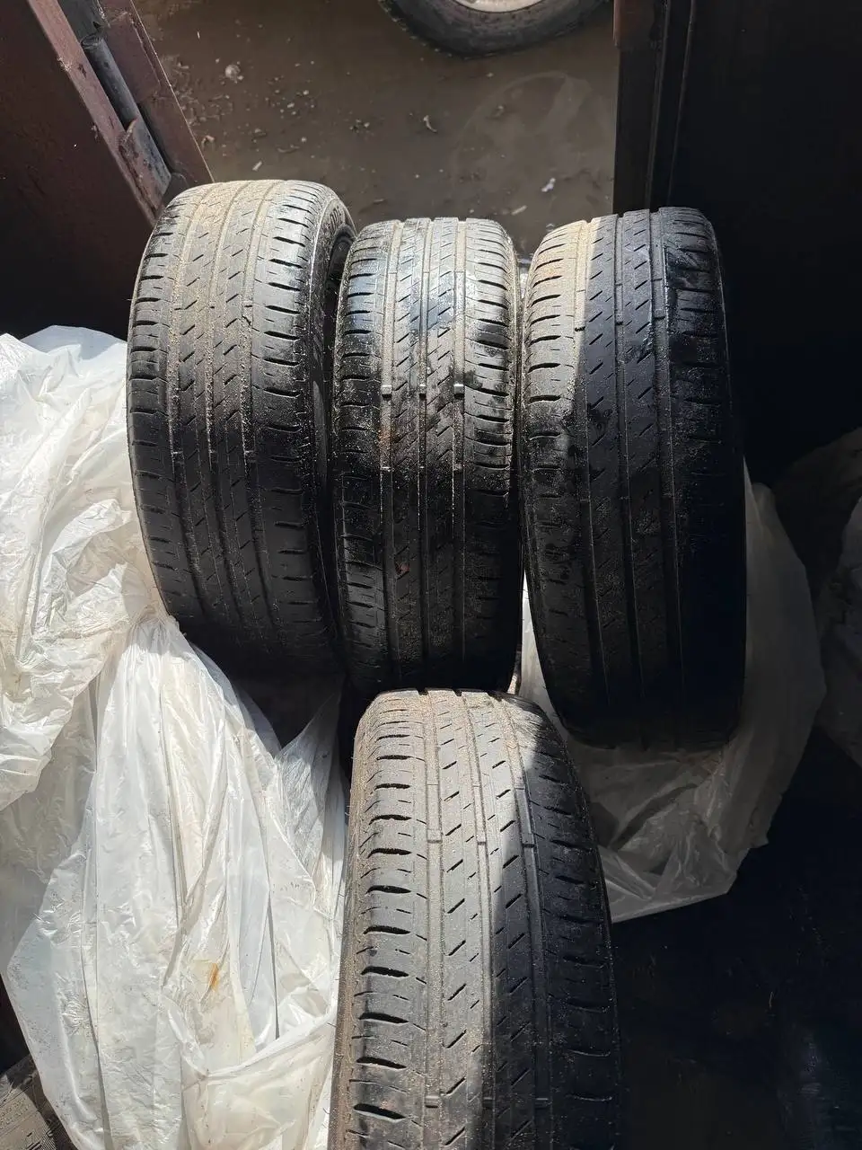 Шина 195/65/15 в хорошем состоянии - Шины и диски (Авто) в Нижний Новгород