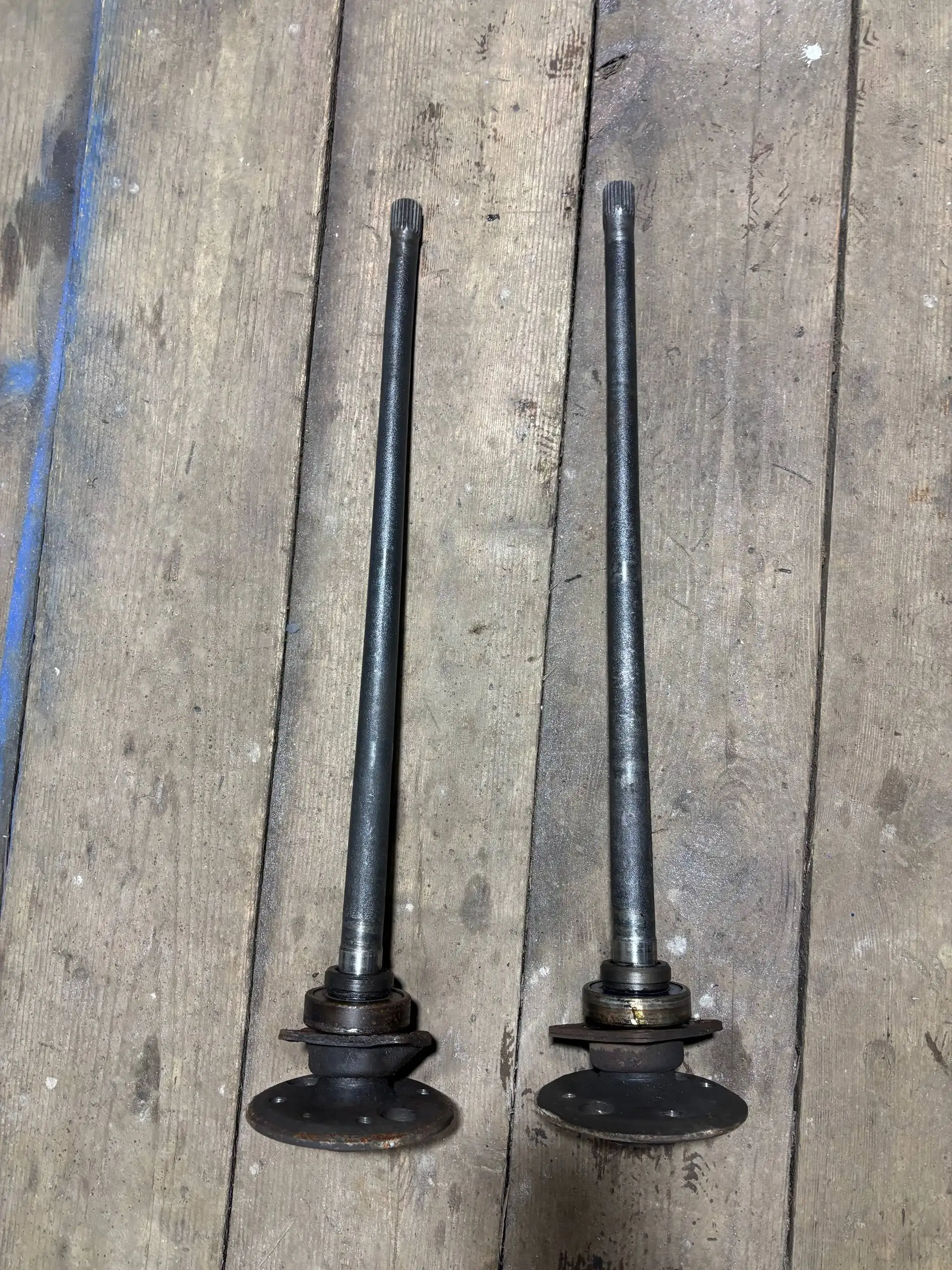 Запчасти ВАЗ 2107: распредвал, полуоси, амортизаторы - Автозапчасти ВАЗ (Запчасти) в Нижний Новгород