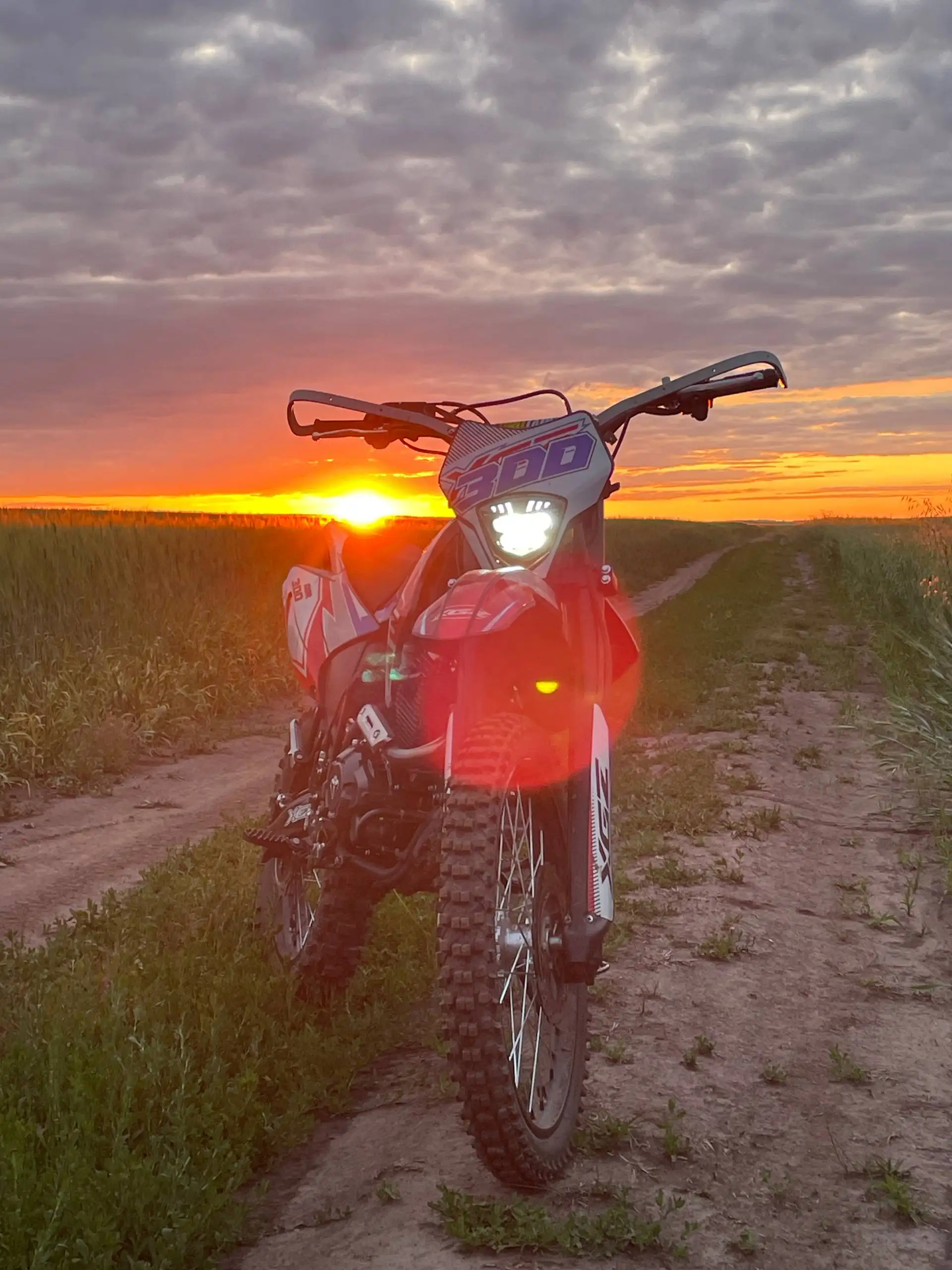 Продам бодрый эндуро XGZ CQR 300 - Мотоциклы (Авто) в Нижний Новгород