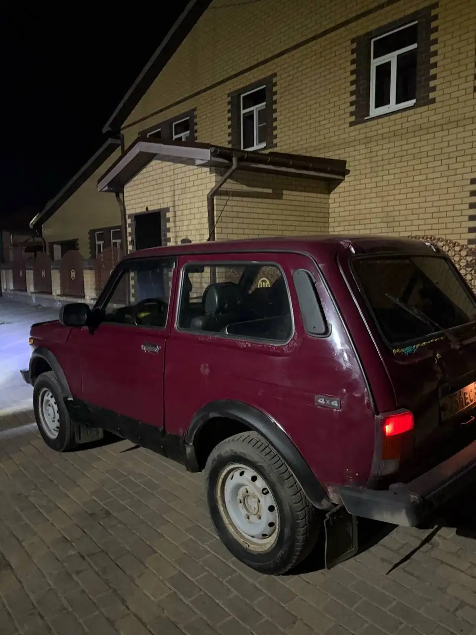 Продам автомобиль ВАЗ 2121 Нива 2000 года - Легковые автомобили (Авто) в Нижний Новгород