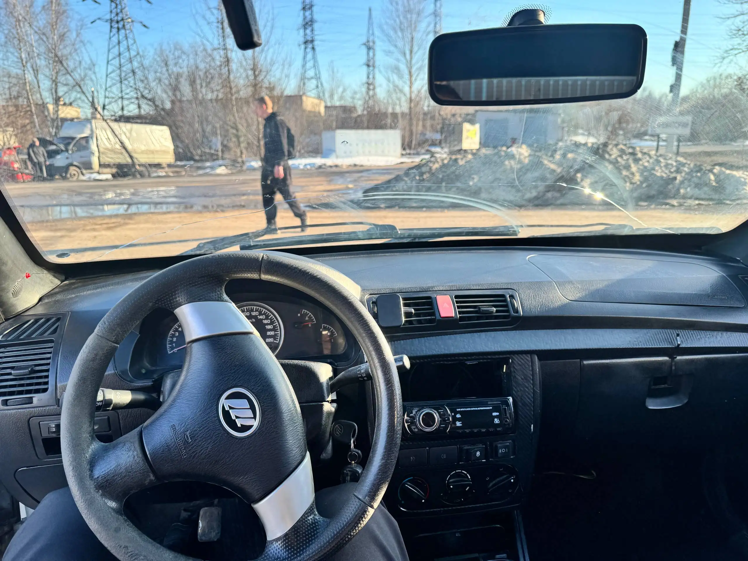 Продается ВАЗ 2105 (55-я модель) с неисправной подушкой коробки - Легковые автомобили (Авто) в Нижний Новгород