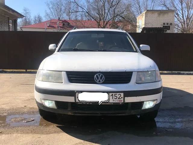Volkswagen Passat B5 1.6 механика 1999г.в - Мотоциклы/скутеры в Нижний Новгород