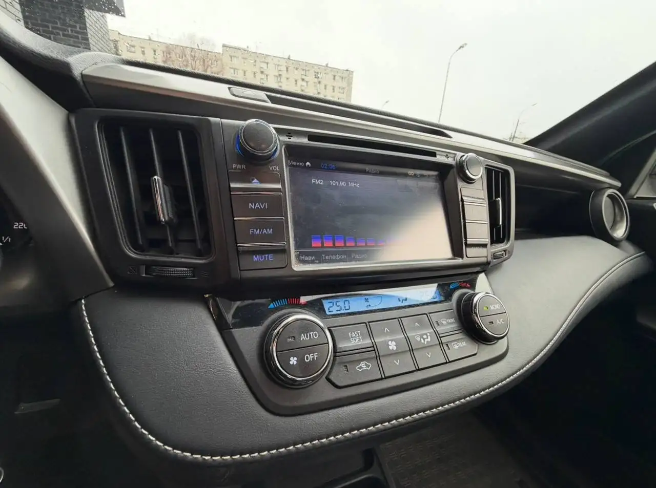 Toyota RAV4 2.0 2016 - Легковые автомобили (Авто) в Нижний Новгород