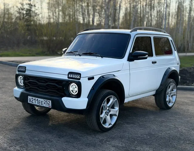 Продажа ВАЗ 2121 2010 - Скутеры и мотоциклы в Нижний Новгород