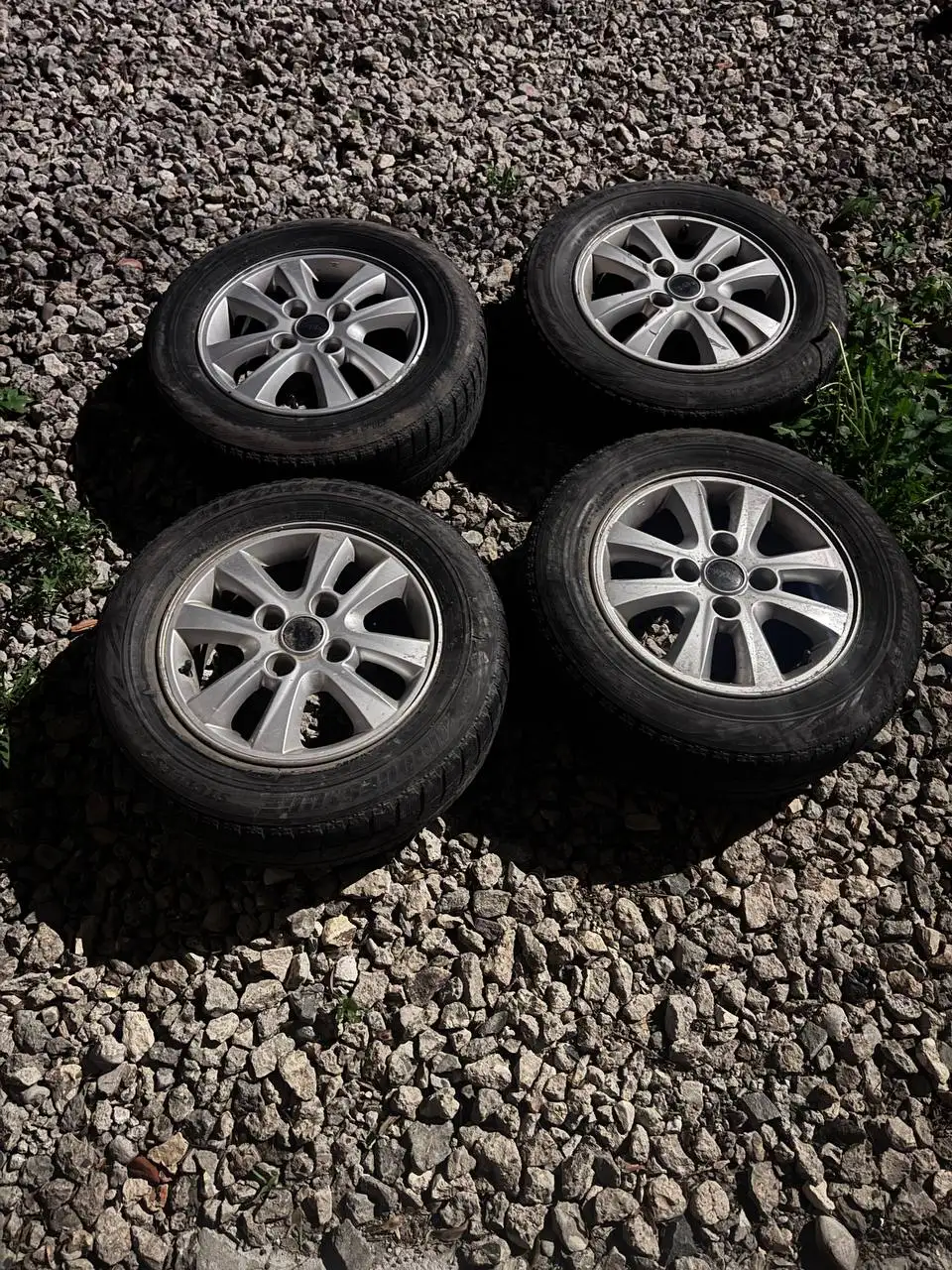 Продажа всесезонной резины 4х100 - Шины и диски (Авто) в Нижний Новгород