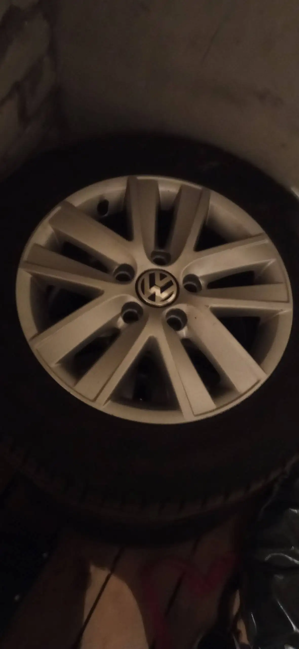Продажа шин R15, 23 года, с пробегом - Шины, диски и колёса (Авто) в Нижний Новгород