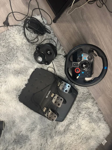 Игровой руль Logitech G29 с КПП и педалями - Электроника в Нижний Новгород