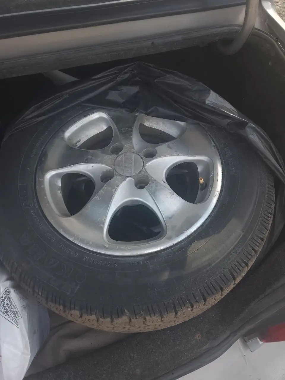 Продаю летние колеса на литье 13R - Колеса и шины (Авто) в Нижний Новгород