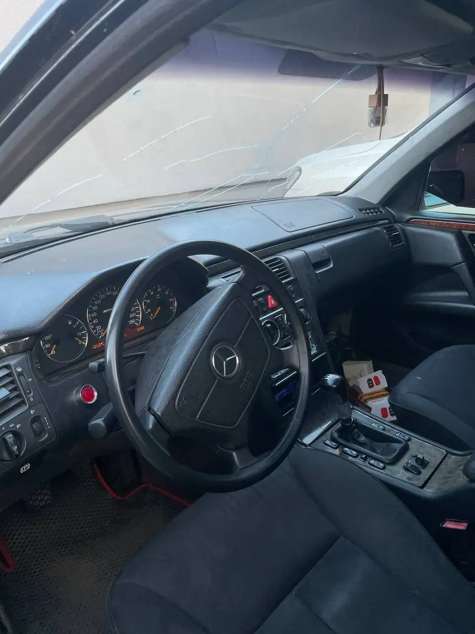 Mercedes-Benz W210 1999 3.2 V6 механика - Легковые автомобили (Авто) в Нижний Новгород