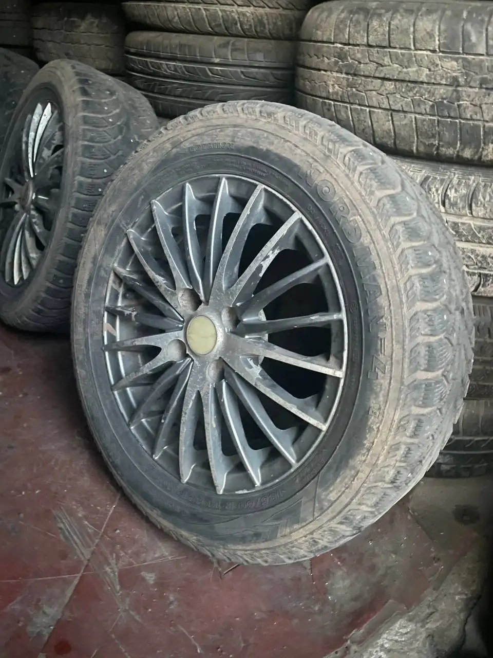 Продам литые диски R14 3 комплекта и штампы R14 4 комплекта - Диски и шины (Авто) в Нижний Новгород