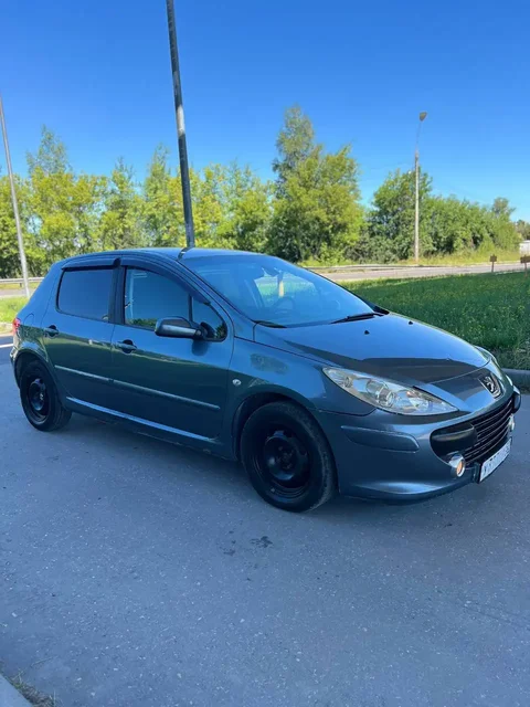 Peugeot 307 2007 1.6 автомат - Диски и шины в Нижний Новгород