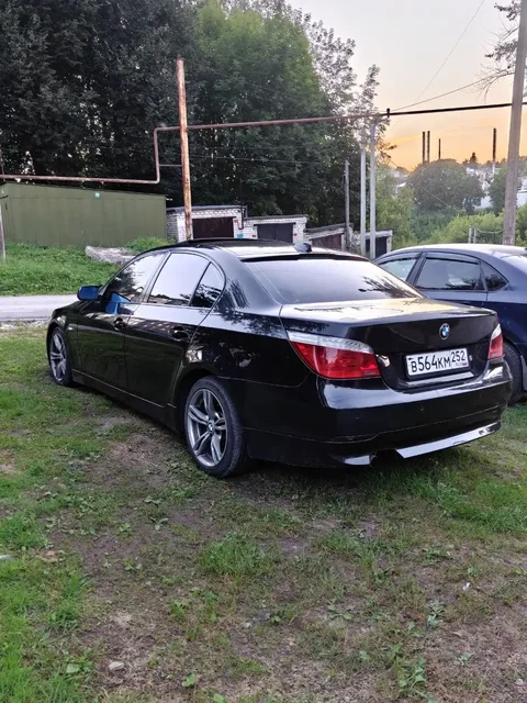Обмен BMW E60 2.5 бензин 218 л.с. 2006 года с люком в Нижнем Новгороде - Автомобили легковые в Нижний Новгород