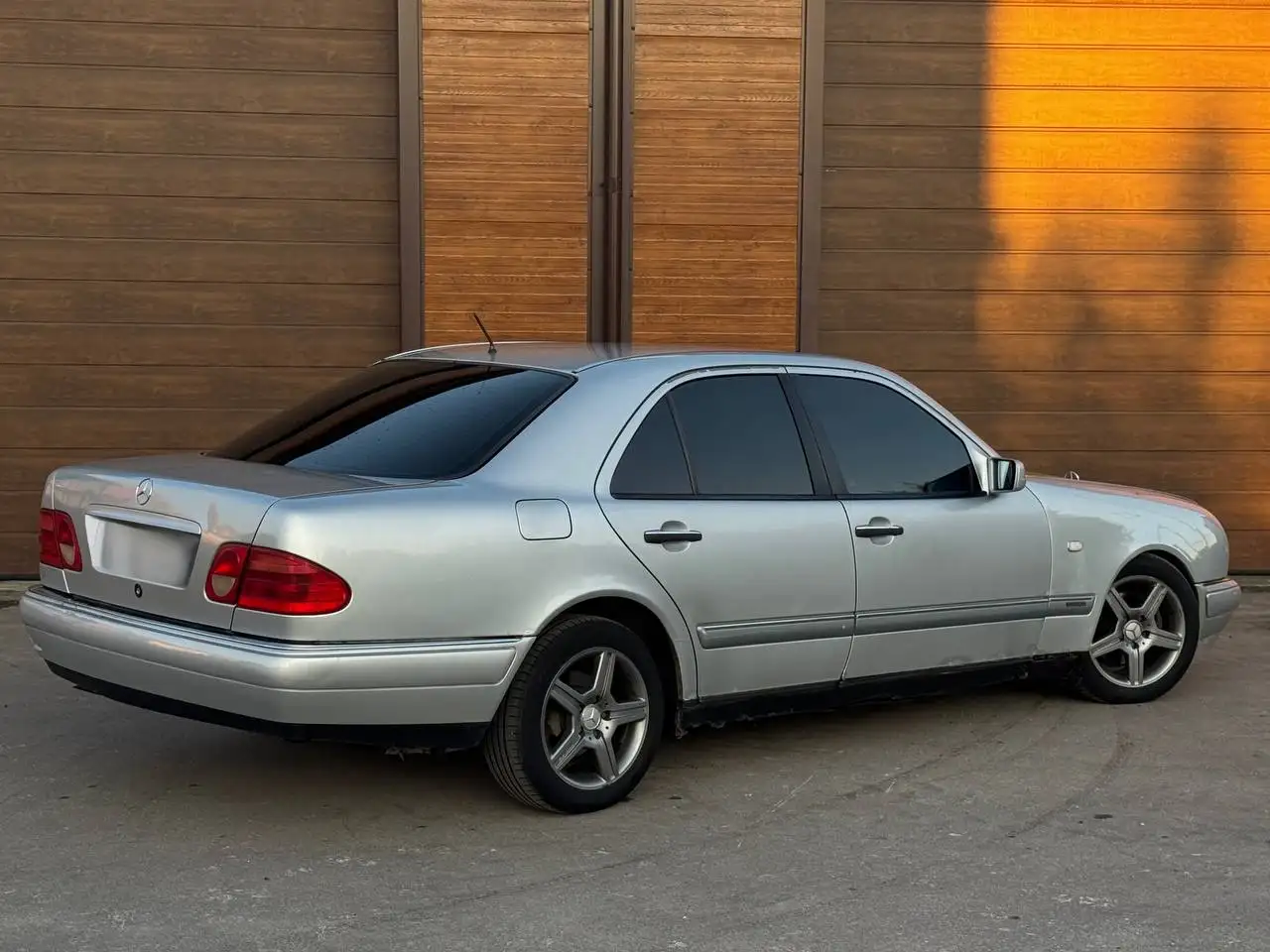 Mercedes-Benz W210 1998 года, 2.4, автомат, в хорошем состоянии - Легковые автомобили (Авто) в Дзержинск