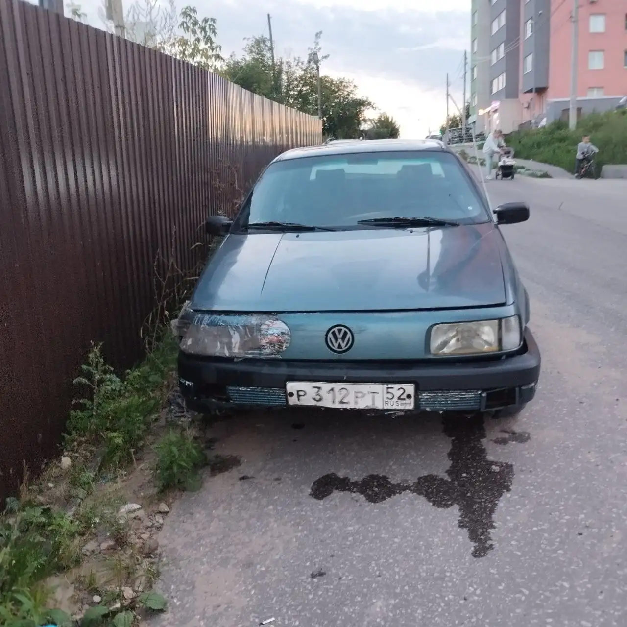 Пассат B3 1.8 инжектор, на ходу, дымит - Легковые автомобили (Авто) в Нижний Новгород