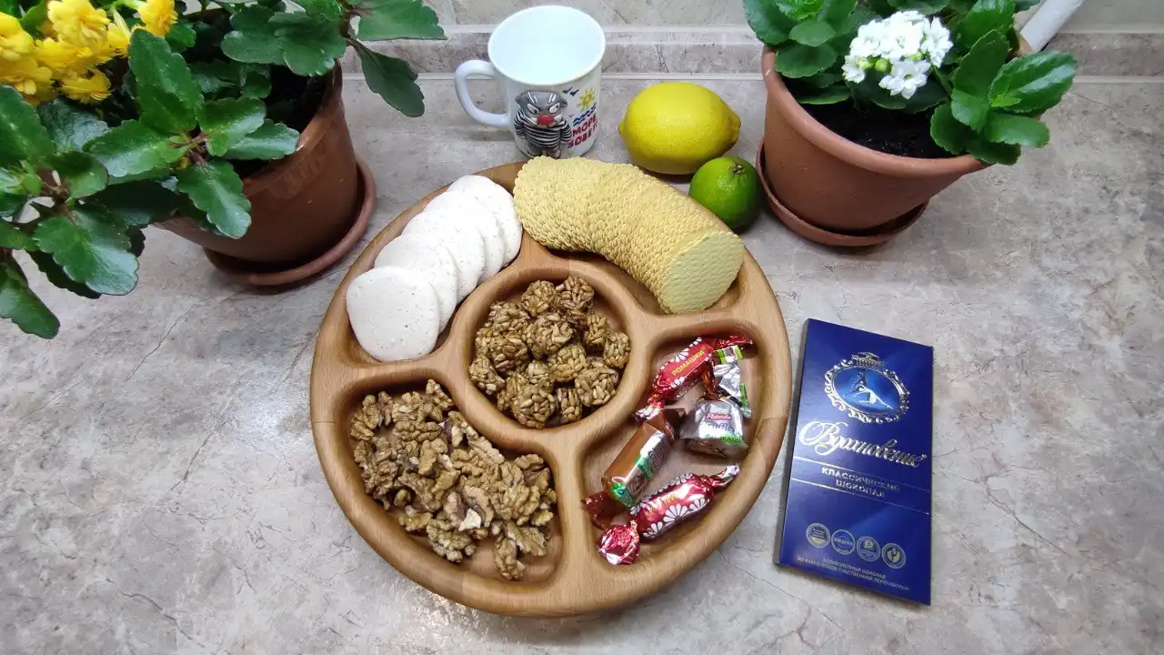 Деревянные менажницы ручной работы