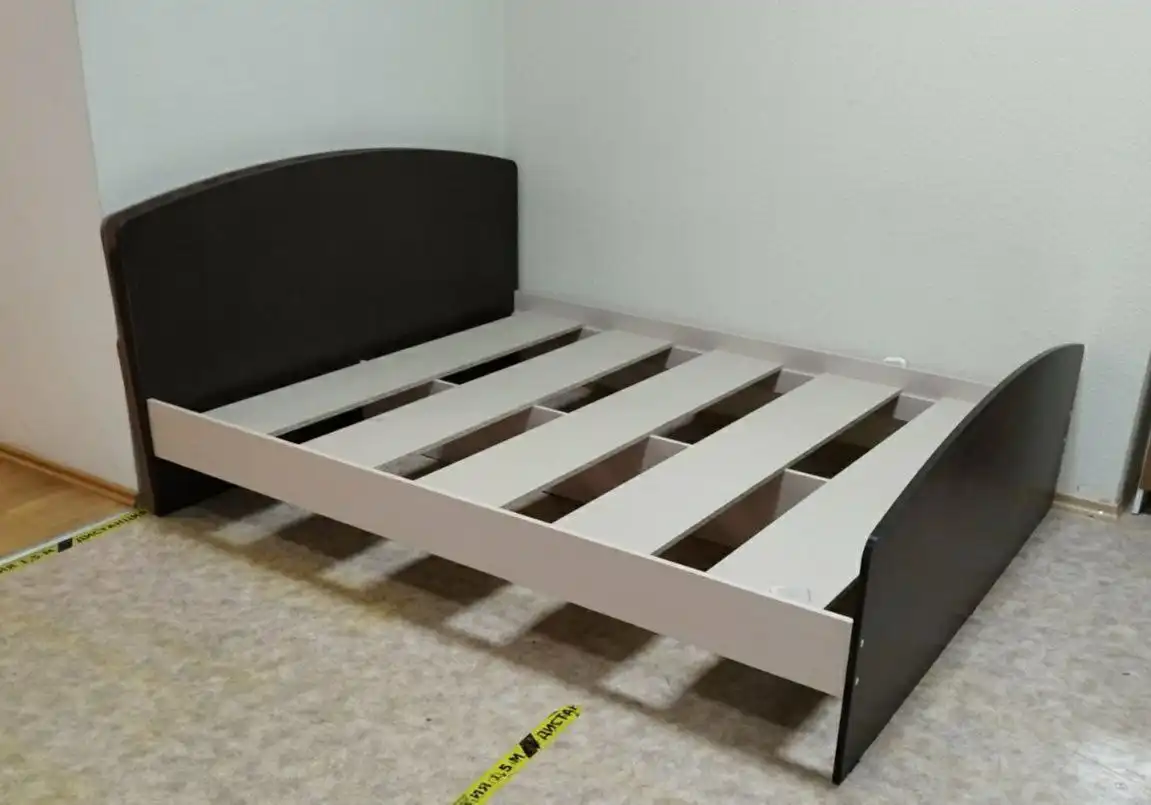 Кровать с местом 1600х2000 - Мебель (Для дома и дачи) в Севастополь