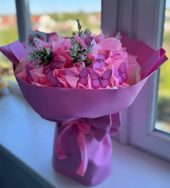 Светящиеся букеты из бабочек и конфет на заказ - Эзотерика в Севастополь