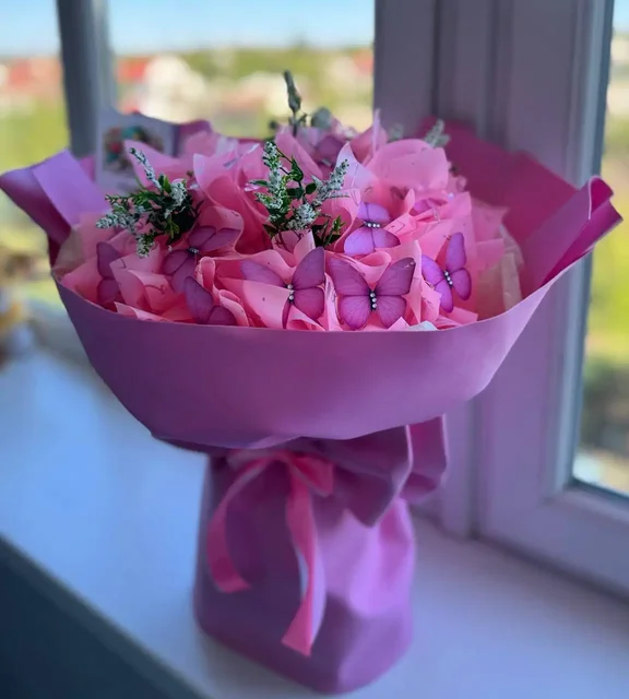 Светящиеся букеты из бабочек и конфет - частное объявление в Севастополь