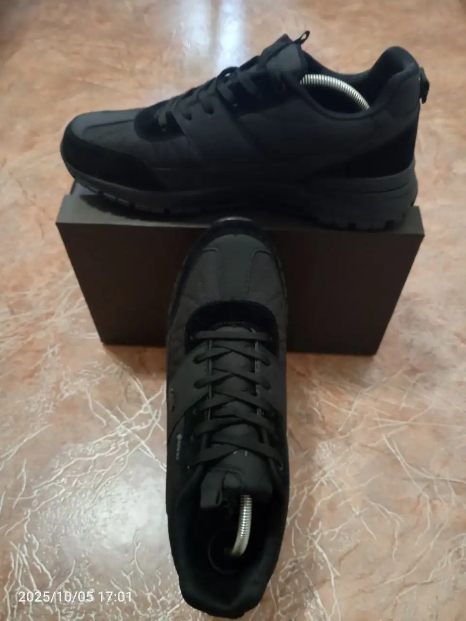 Новые мужские кроссовки Lakosta - Обувь (Одежда) в Симферополь