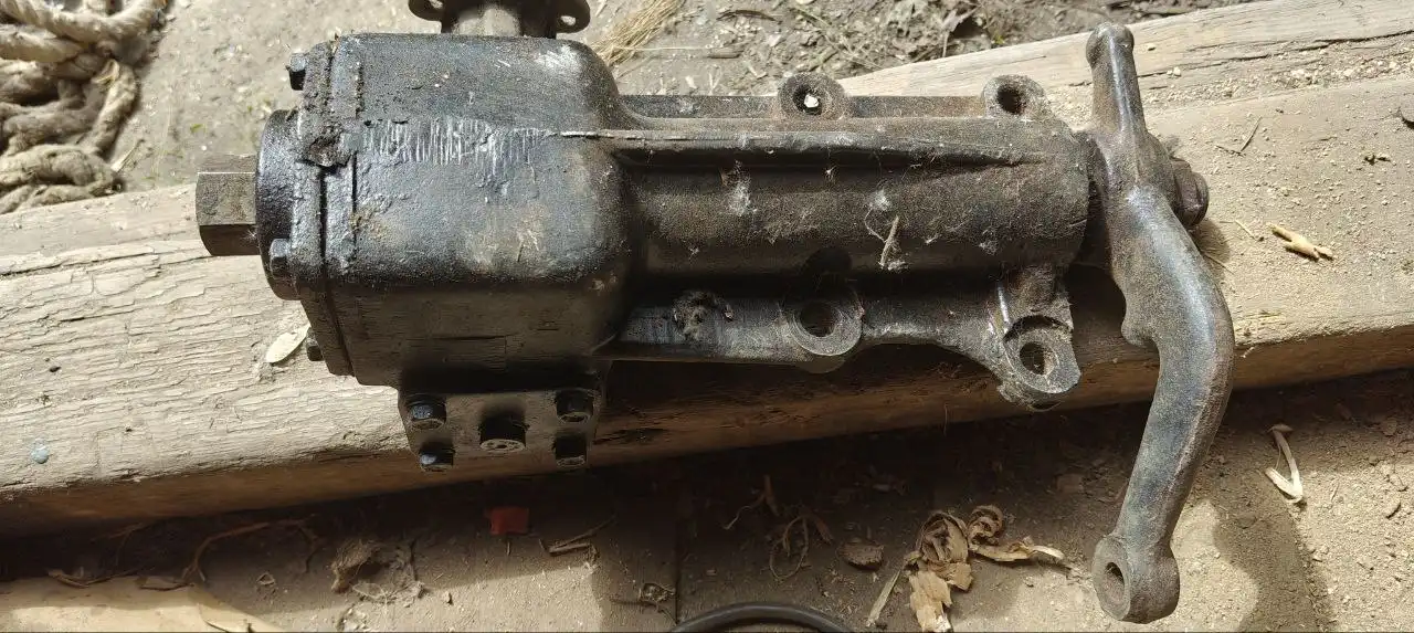 Редуктор рулевой на Волгу