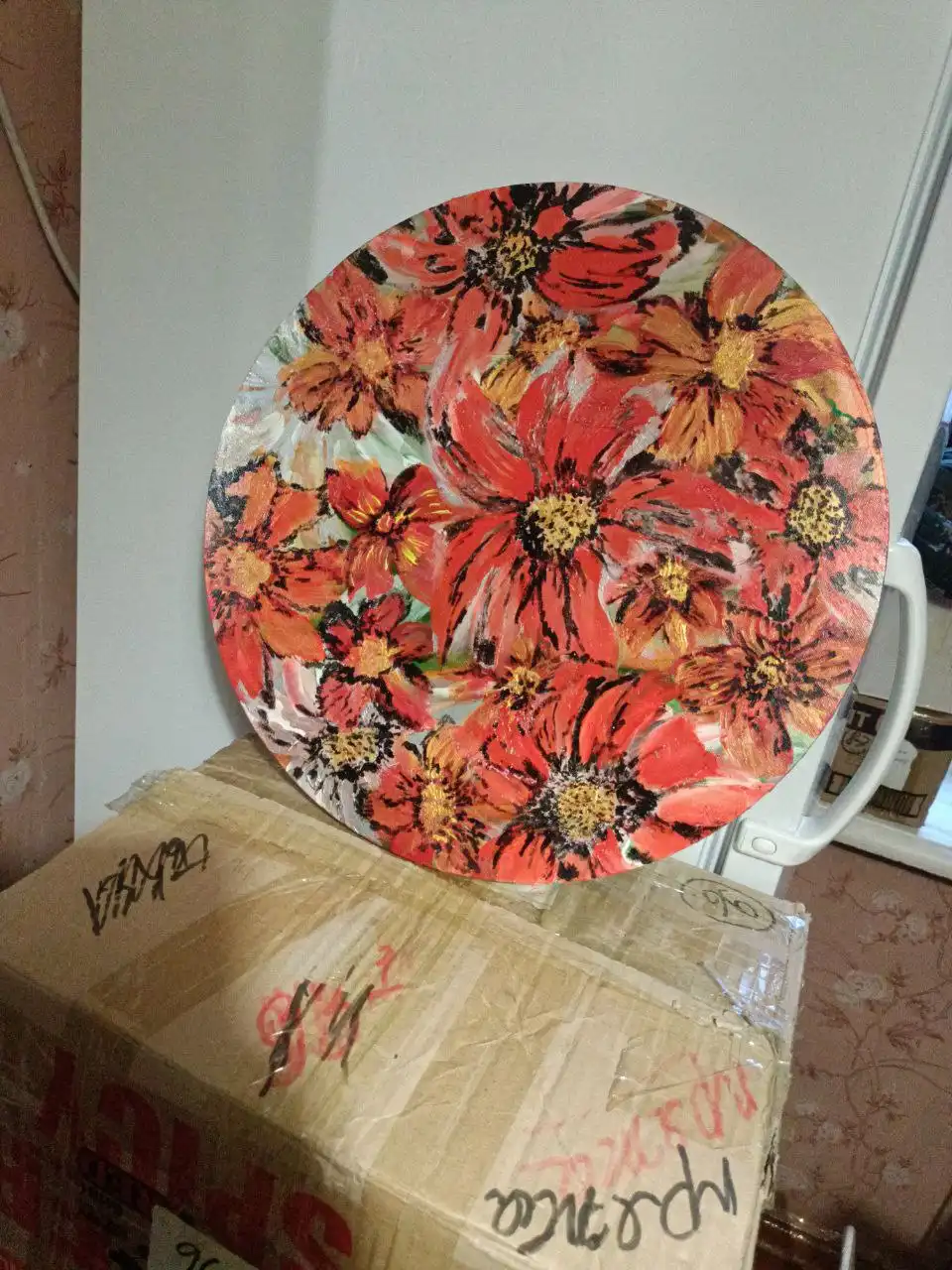 Продажа картин на холсте диаметром 45 см