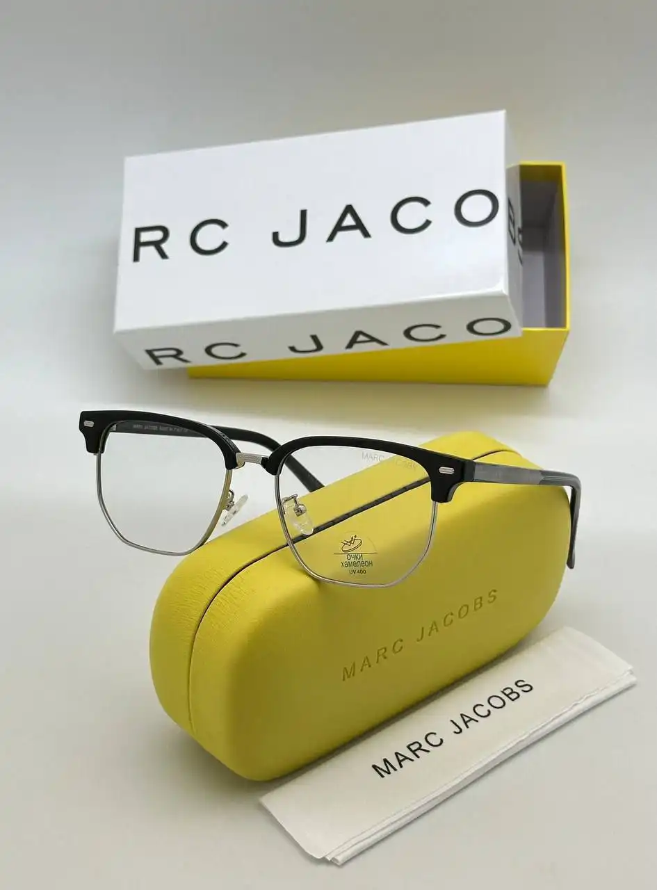 Продажа одежды и аксессуаров - Верхняя одежда (Одежда) в Пенза