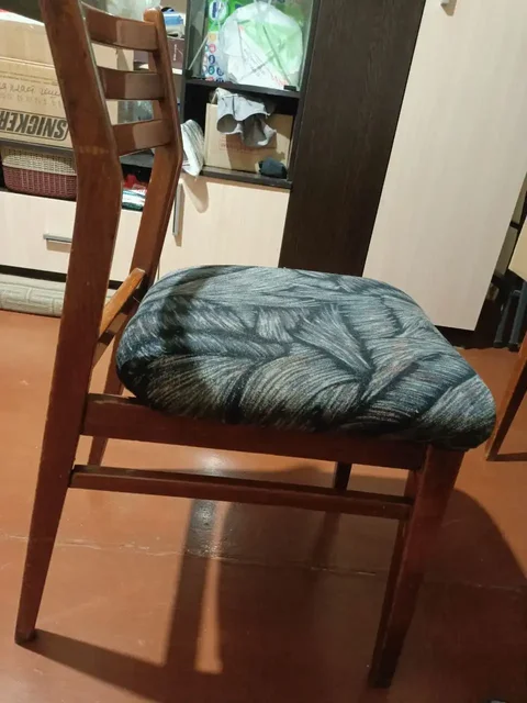 Продам 4 стула дерево-лак времён СССР - Румыния - Сантехника в Пенза