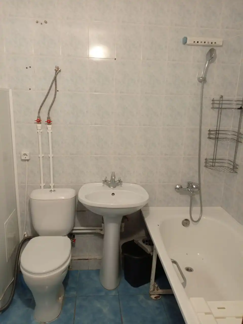 Сдается 1-комнатная квартира в районе Окружной поляны, ул. Российская, 41 - Аренда квартир (Недвижимость) в Пенза