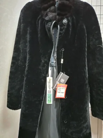 Шуба мутон с норковым воротником и кожаной отделкой - Сумки в Пенза