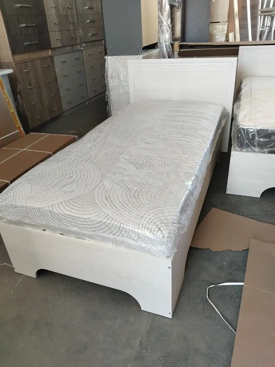 Новая кровать 90*200 с матрасом - Мебель (Для дома и дачи) в Пенза