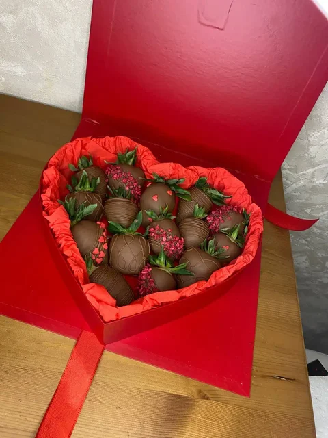 Клубника в шоколаде на 23 февраля - частное объявление в Пенза