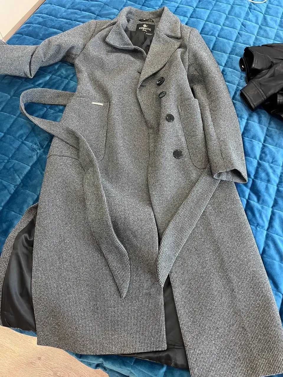 Продажа пальто и косухи - Верхняя одежда (Одежда) в Пенза