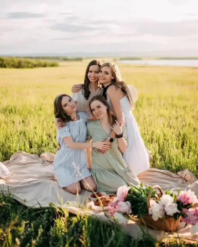 Выпускной альбом от компании Яркий кадр - Фотография (Услуги) в Пенза